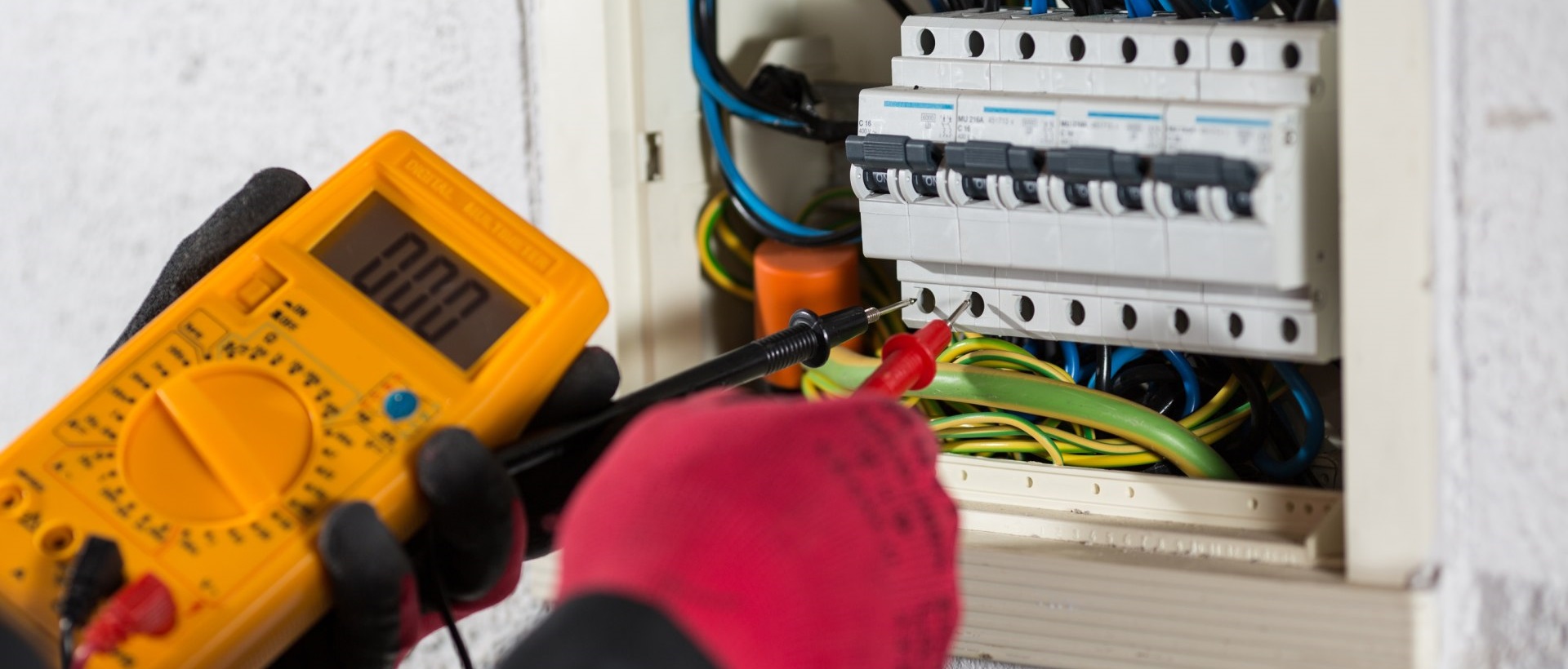 Electricians HA7